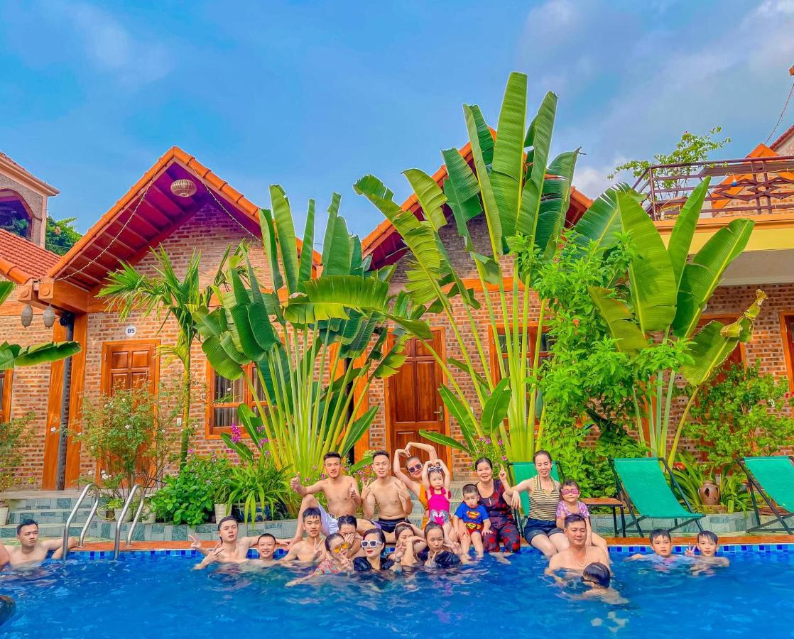 נין בין Cosiana Homestay מראה חיצוני תמונה