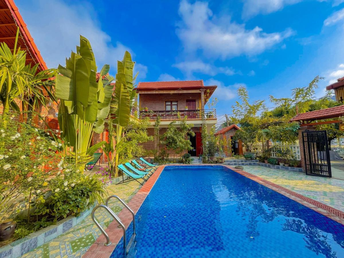 נין בין Cosiana Homestay מראה חיצוני תמונה